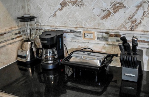 Playa Bibijagua House | Upscale 2BR Near Bibijagua Beach | Walk to Sand