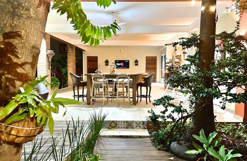 Sarasota House | Urban Escape El Patio: Private Home, 4 BedRooms, Jacuzzi @Bella Vista