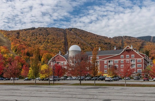Warren Condo | Vermont Escape: Cozy Condo by Sugarbush Resort