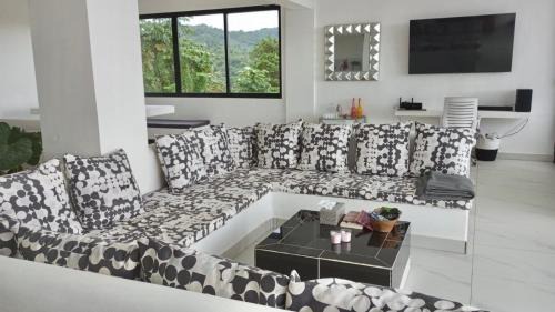 Samana Villa | Villa Blanca only accessible by 4x4 vehicle