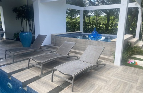 Guayacanes Villa | villa dentro del complejo guavaberry