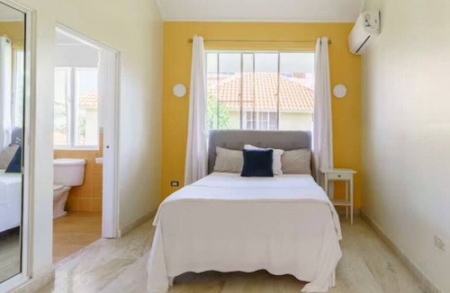 Bavaro Ski Chalet | Villa Golf 8 personas a 5 minutos de la Playa
