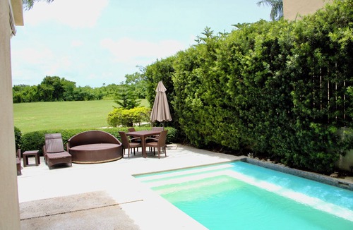 Guayacanes Villa | VillaFVJuanDolio-4BR/6Beds/12Pax/AC/WiFiBBQ-Pool-Tv