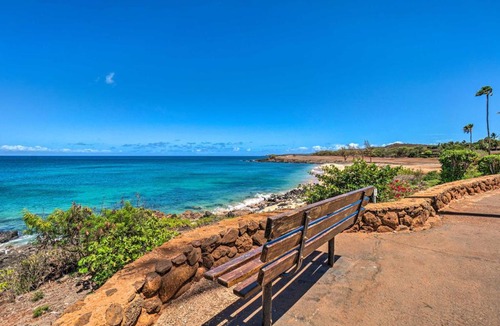 Maunaloa Apartment | Walk to Beach: Ocean-View Maunaloa Studio