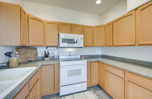 Pagosa Highlands Cabin | Walk to Trails! Pagosa Home w/Patio + Views