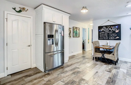 Crystal Shores House | Waterfront Oasis w/Heated Pool & Tiki Bar-kayaks-close to springs-we have some open weekends in June 2026!