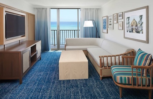 Waikiki Hotel | Your Exciting Honolulu Vacation Starts Here! 3 Ocean Front Units, Dining, Pool!