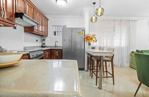 Estela Maria Apartment | Your Perfect Home in the Quietness of the City 2br, 2B Safe and Comfortable Families