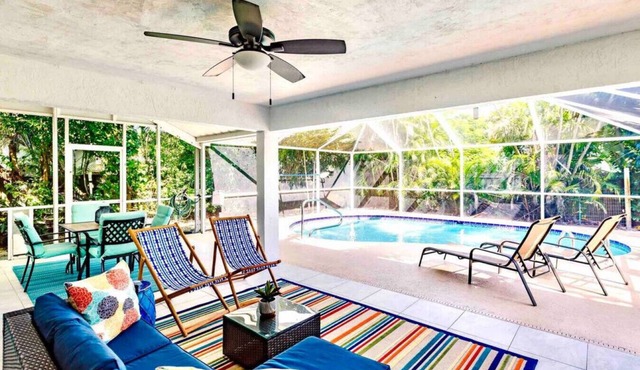 1 Mile to Beach! Pool, King Bed, BBQ, Games