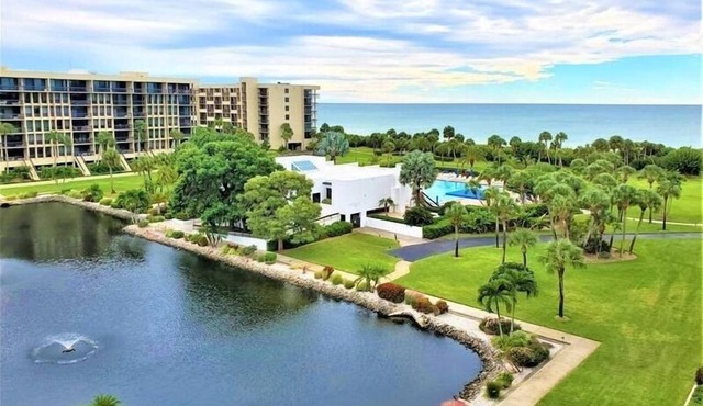 2/2 Condo LBK, Pool, Fitness, Tennis