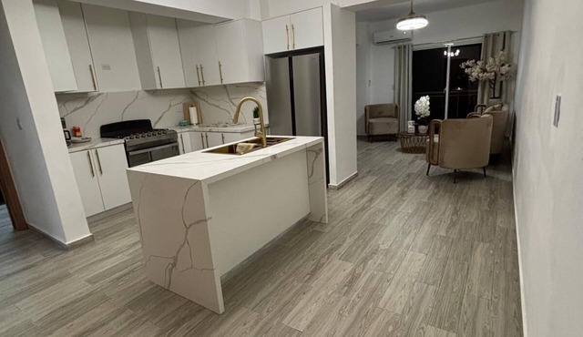 3-bedroom apartment in beautiful Santo Domingo Este with AC