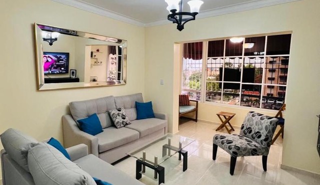 3BR Condo King Suite AC Wi-Fi, Sto Dgo Este