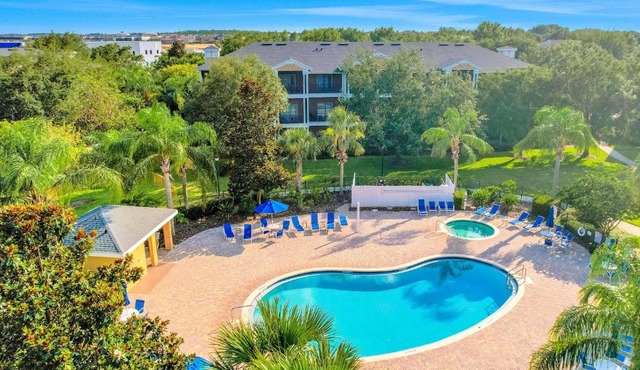 3rd floor condo w balcony gym restaurant near theme parks sauna