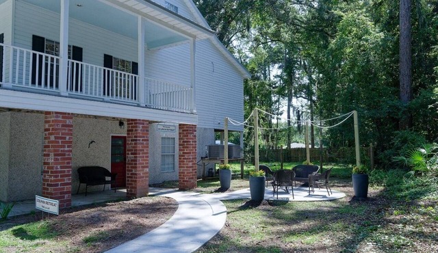 Adorable 1-bedroom apartment with AC in charming Brunswick