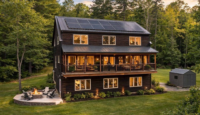 Alpine Falls Chalet - Ski Haven with Mountain Views
