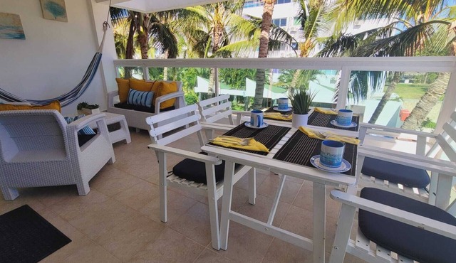 Amazing Caribbean Escape . Pool View.4 Min Walk to the Beach!