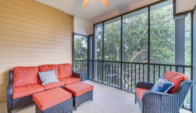 Bahama Bay Condo: 7 Mi to Disney!