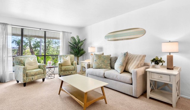 Beach Condo w/Lanai and Tennis Access