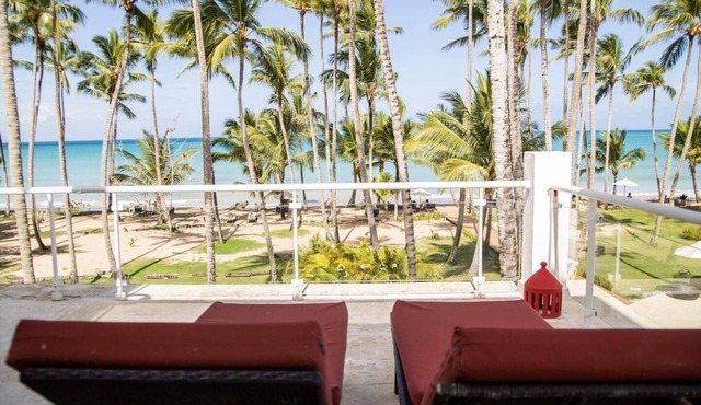 Beachfront penthouse: Bahia Coson, Samana RD