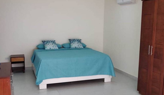 Beachfront suite with amazing sea views, guest-friendly and centrally located