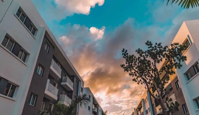 Beautiful Apartment 25min from the Airport