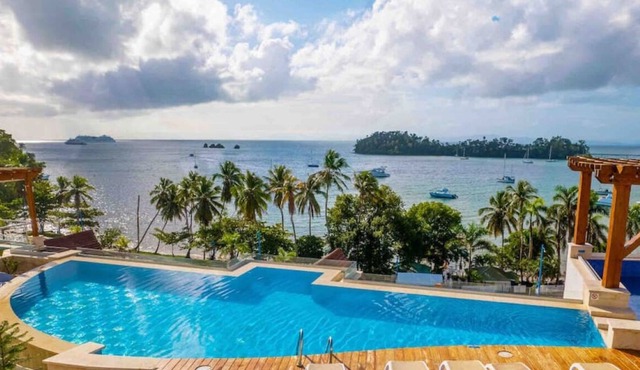 Beautiful Apt, King Bed, Pool, Rooftop Terrace, Spectacular Bay View.