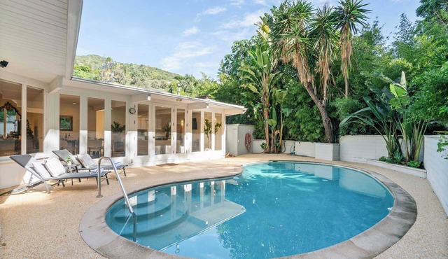Beverly Hills 2BR | Pool & Views | Colby & Conrad