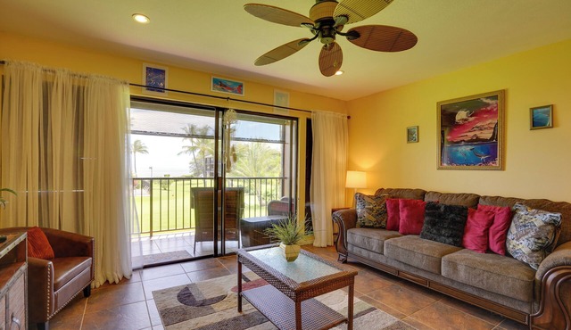 Breezy Kaunakakai Retreat w/Community Pool!