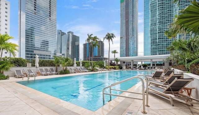 Brickell Arch Sea View Balcony Free Parking by Palermo Home Miami
