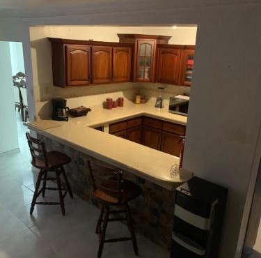 Casa amplia con piscina privada