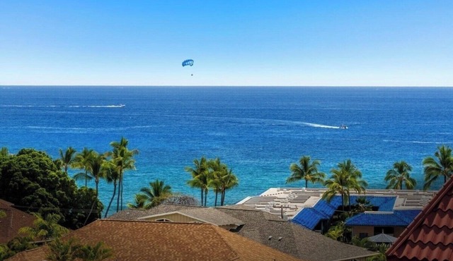 Charming 2-bedroom apartment in gorgeous Kona Village with King Bed, AC