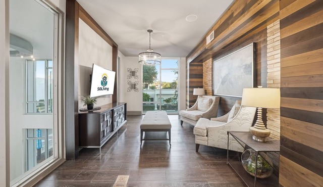 Chic 2BR w Pool Pet-friendly Unit 14