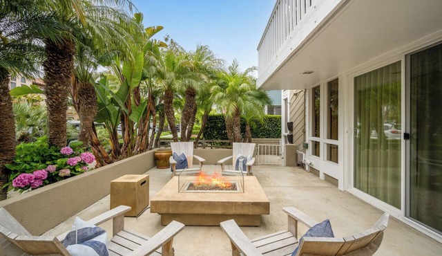 Corona Del Mar Beach Duplex Getaway