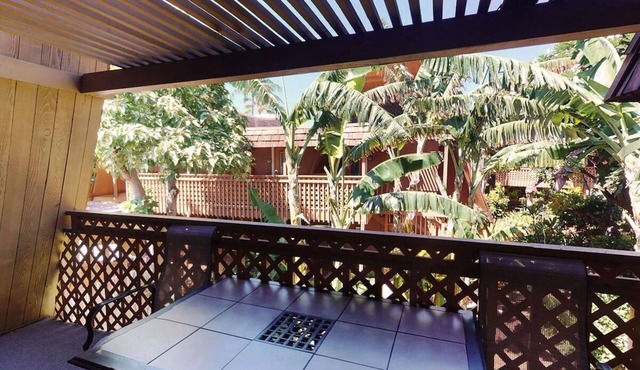 Deluxe Family Room: Spacious Garden Views, Comfort for All at Hotel Molokai