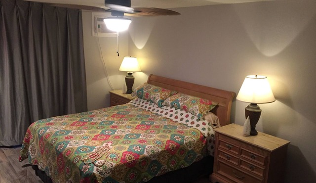 Experience historic charm near Kailua Pier - Walk to restaurants, shops,AC,Wifi