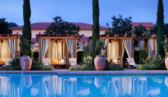 Garden or Fountain View Room with 2 Comfy Queen Beds, 3 Units