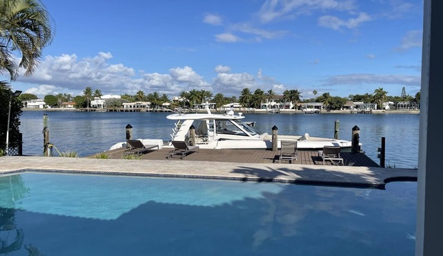 Gated Miami Boaters Paradise with Tennis and Golf