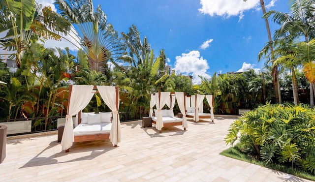 Hodelpa Garden Court