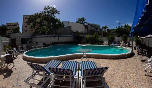 Hotel Renacer