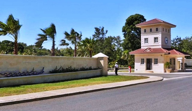 Joli condo sur la plage, proche de tout á Sosua, 2 chambres á coucher, piscine
