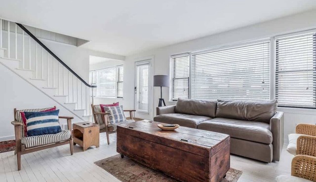 Juniper Presents: Hygge House - Bright, Spacious Cottage on Bike Path Near Lake