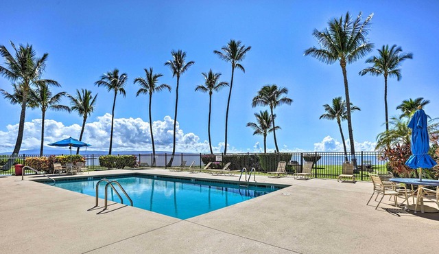 Kaunakakai Condo: Walk to Beach, Community Pool!