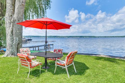 Lakefront Gem w/Dock Near Saratoga Race Course