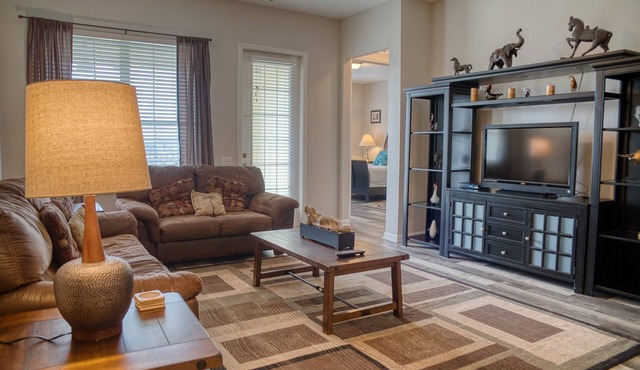 Last Minute Disney Getaway! Luxury Villa with Private Pool. Book Now! #102051