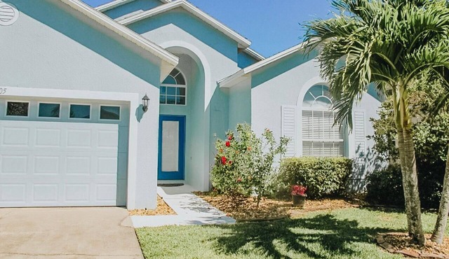 Lovely modern 4bd POOL and SPA home. Near Disney, parks, restaurants!