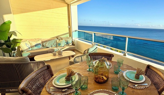 Luxurious 2-bedroom Beachfront apartment in peaceful Playa Juan Dolio
