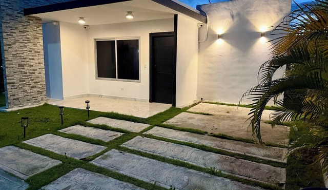 Luxurious 2-bedroom villa in enchanting Punta Cana with AC, WiFi
