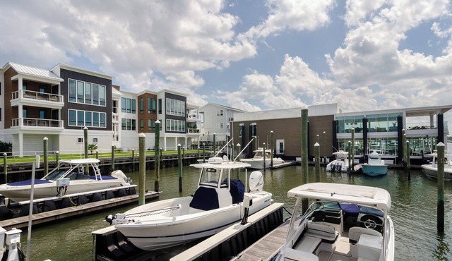 Luxurious 3BR condo with dock access on the water!