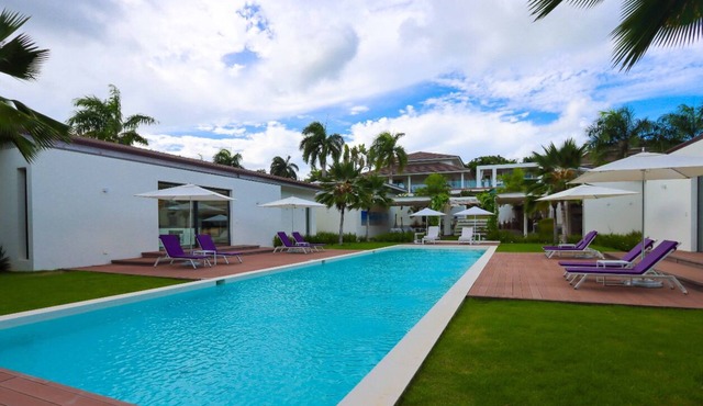 Luxurious Villa in Casa de Campo - 8 Bedrooms, Private Pool & Bar Area