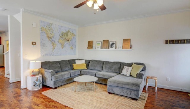 Luxury 3BR Beach Home, Sleeps 8, 2 Blocks to Ocean + Golf Cart Option